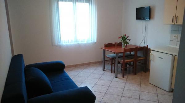 Apartmani Petra Pakoštane Esterno foto