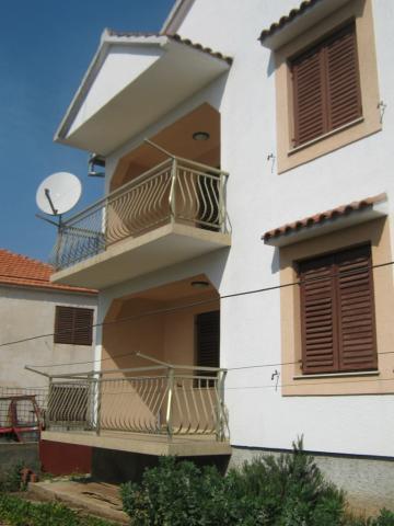 Apartmani Petra Pakoštane Esterno foto